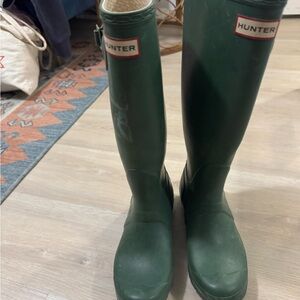 SOLD: Hunter Green Rain Boots